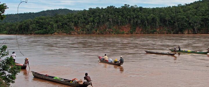 Quels types d’hébergement sont-ils proposés lors d’une descente Tsiribihina ? Quels types d’hébergement sont-ils proposés lors d’une descente Tsiribihina ?
